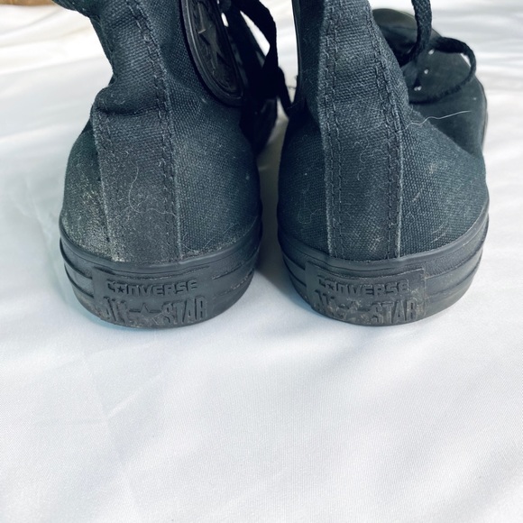 Converse: Men’s Sneakers - Picture 3 of 6